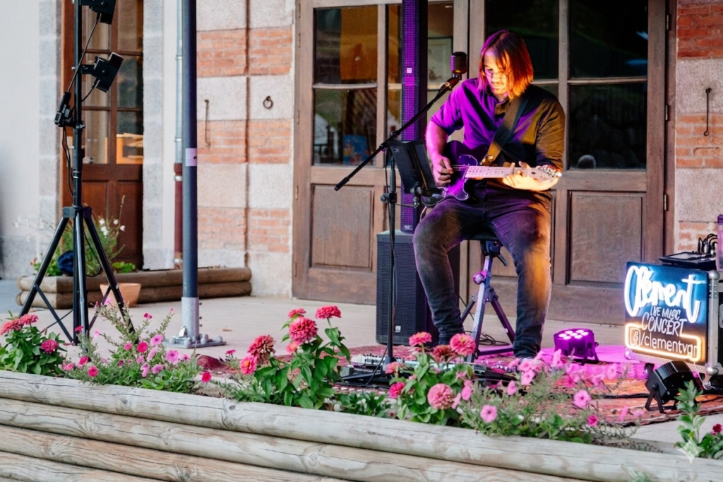 Clément Vigier – Chanteur Guitariste — photo 1