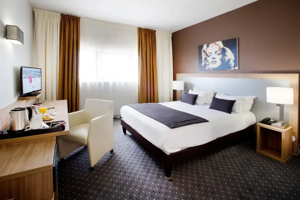 Chambre double supérieure du 7Hotel&Spa à Illkirch-Graffenstaden