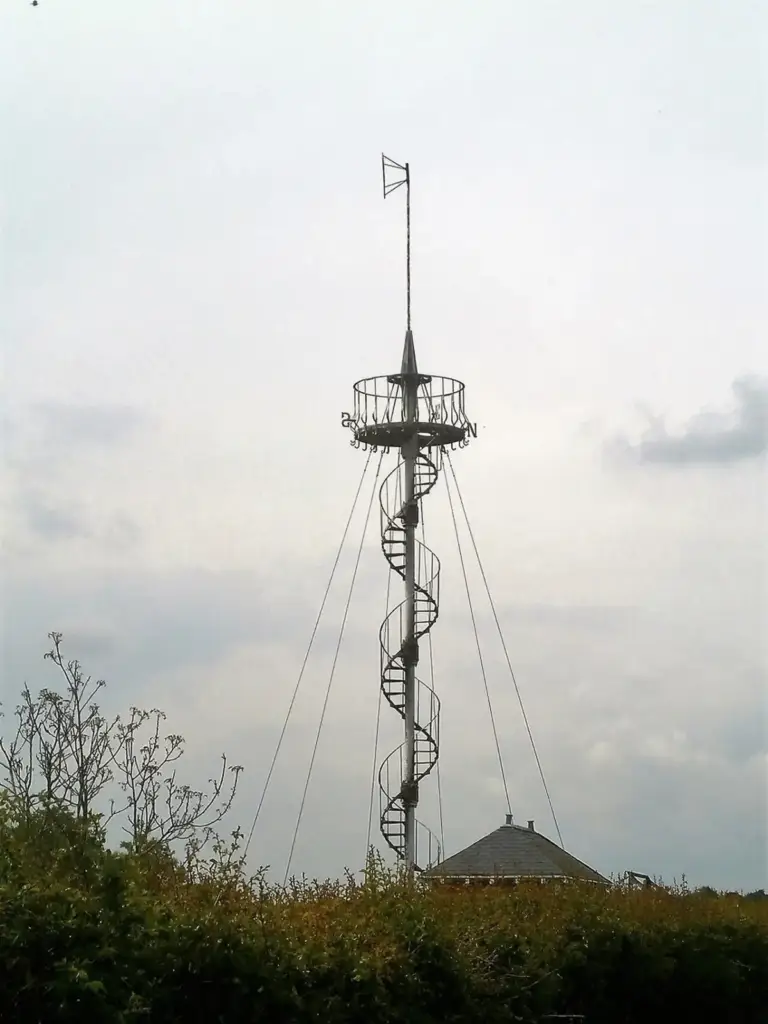 Mât de l’éolienne Bollée — Château de Nitray — 2017-05-03