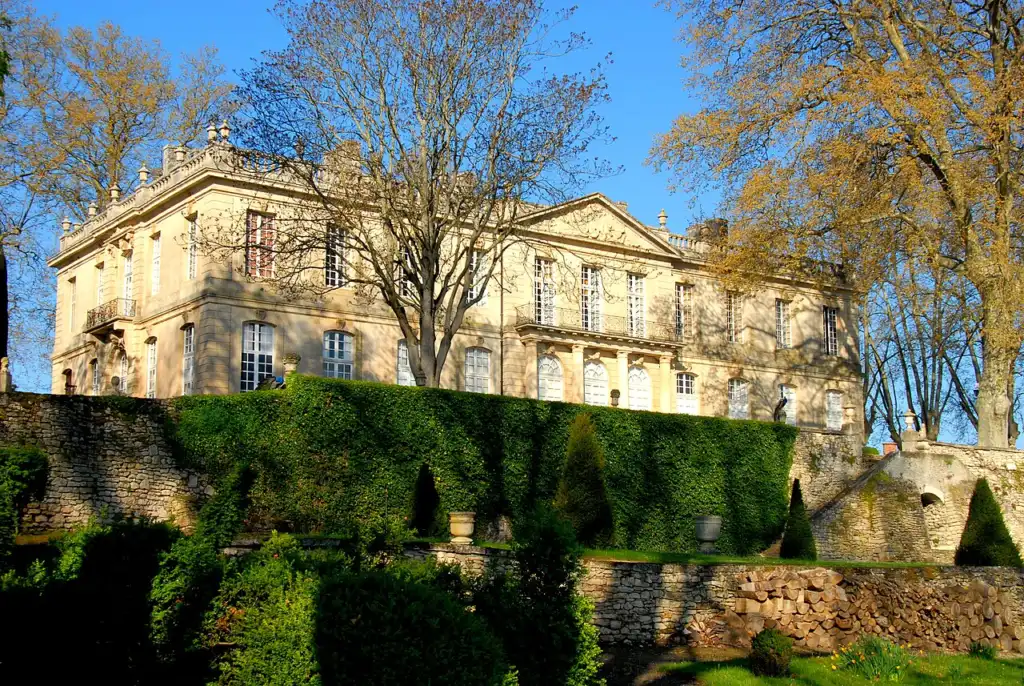 Château de Sauvan et terrasses vus depuis les jardins, 2017-04-09