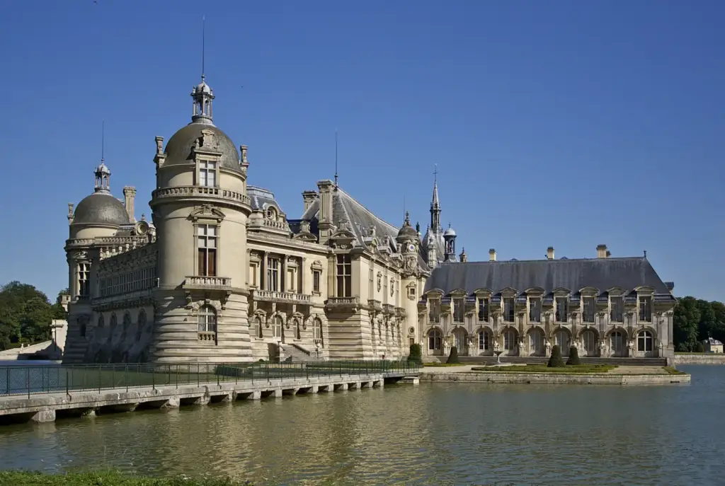 Château de Chantilly viewed from the northwest