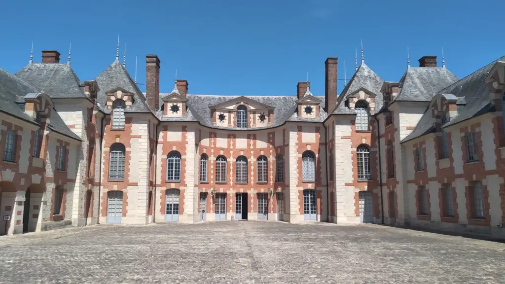 Paved courtyard and southwest façade of Grosbois castle, FreeCorp, 16 July 2022