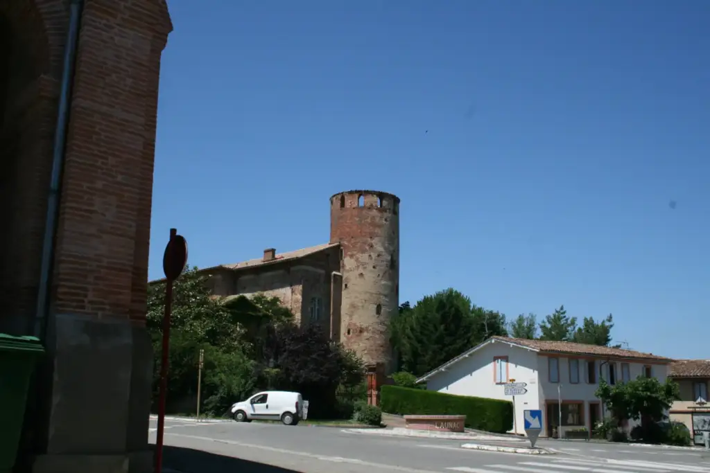 Exterior view of the medieval Château de Launac in Haute-Garonne