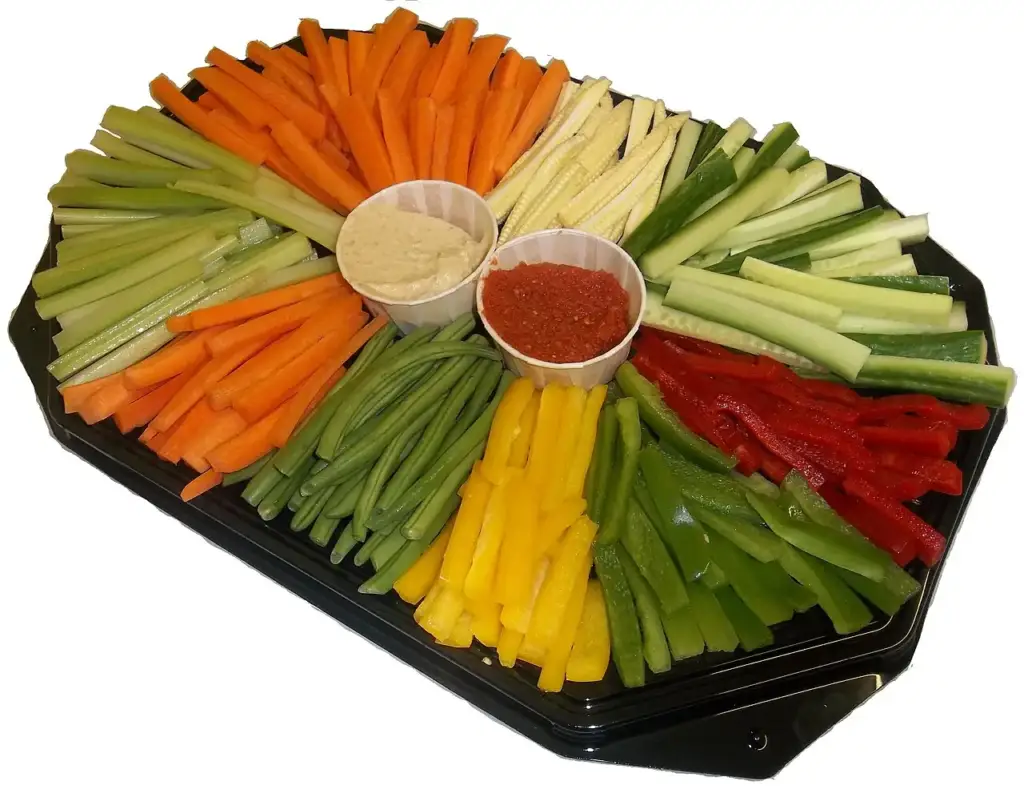 Buffet ou réception, photo d'illustration par Phoenixcatering, Wikimedia Commons CC BY-SA 3.0 – ne représente pas Les Délices de Paon