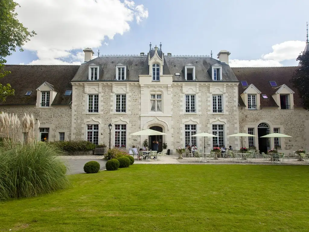 Façade and terrace of Château de Fère in Fère-en-Tardenois