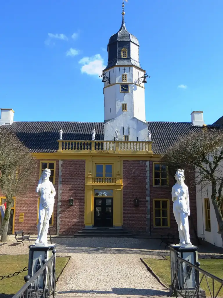 Fraeylemaborg in Slochteren — tweede aanzicht