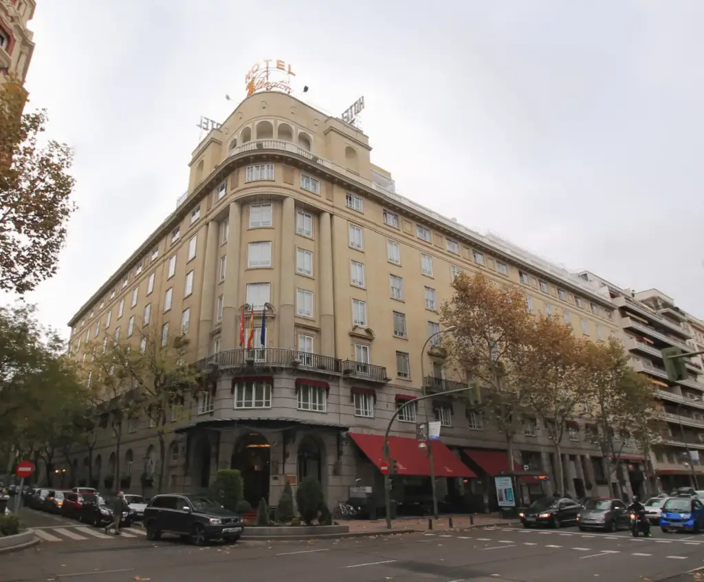 Fachada real del Wellington Hotel & Spa de Madrid