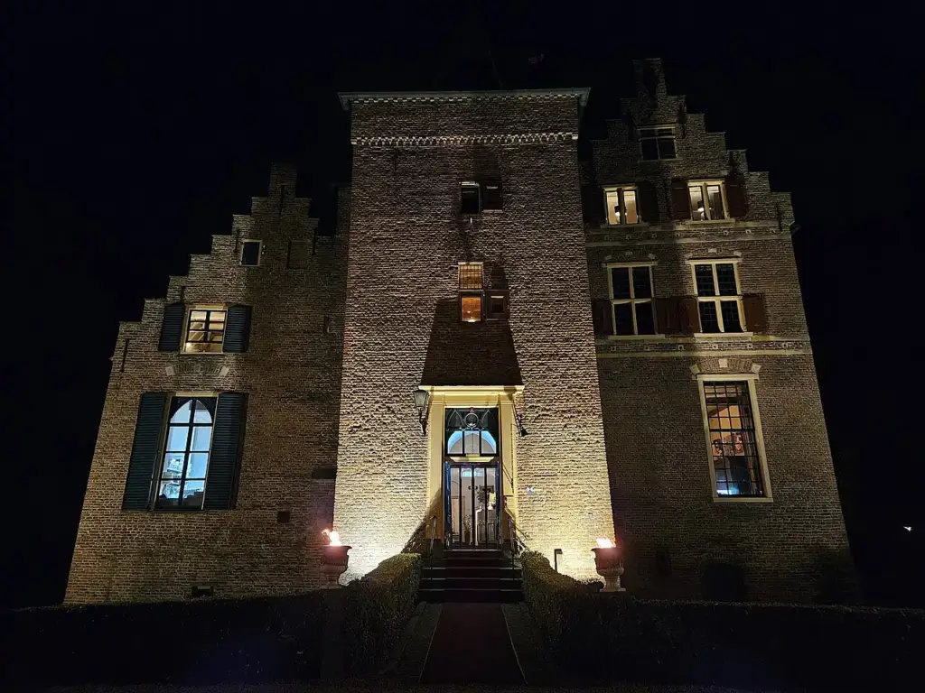 Kasteel Wijenburg in Echteld — historisch kasteel