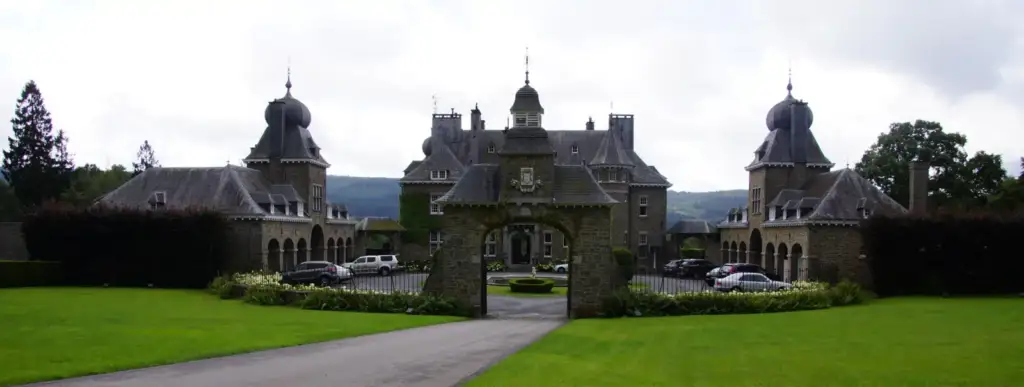 Vue extérieure du Manoir de Lébioles