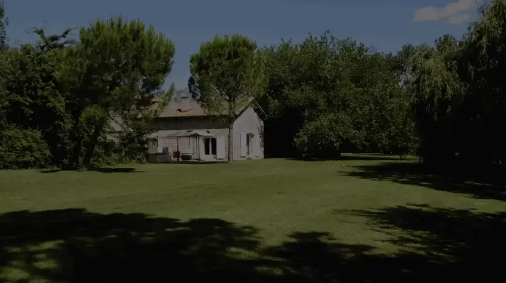 Le Pavillon du Mas Saint Gabriel au bord du Vidourle