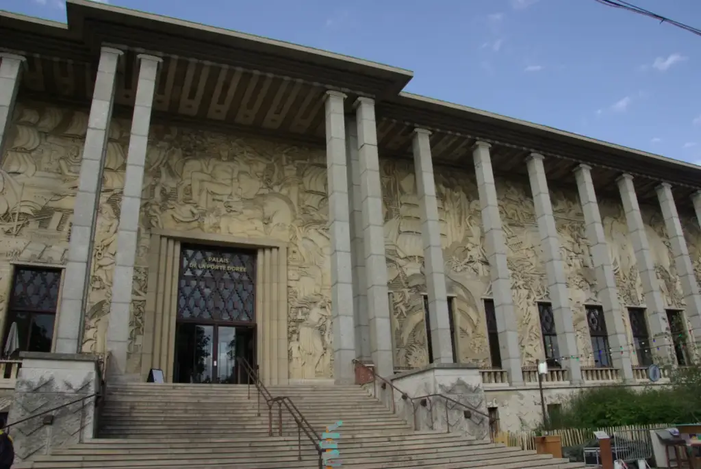 Entrance and Art Deco façade of the Palais de la Porte Dorée in Paris