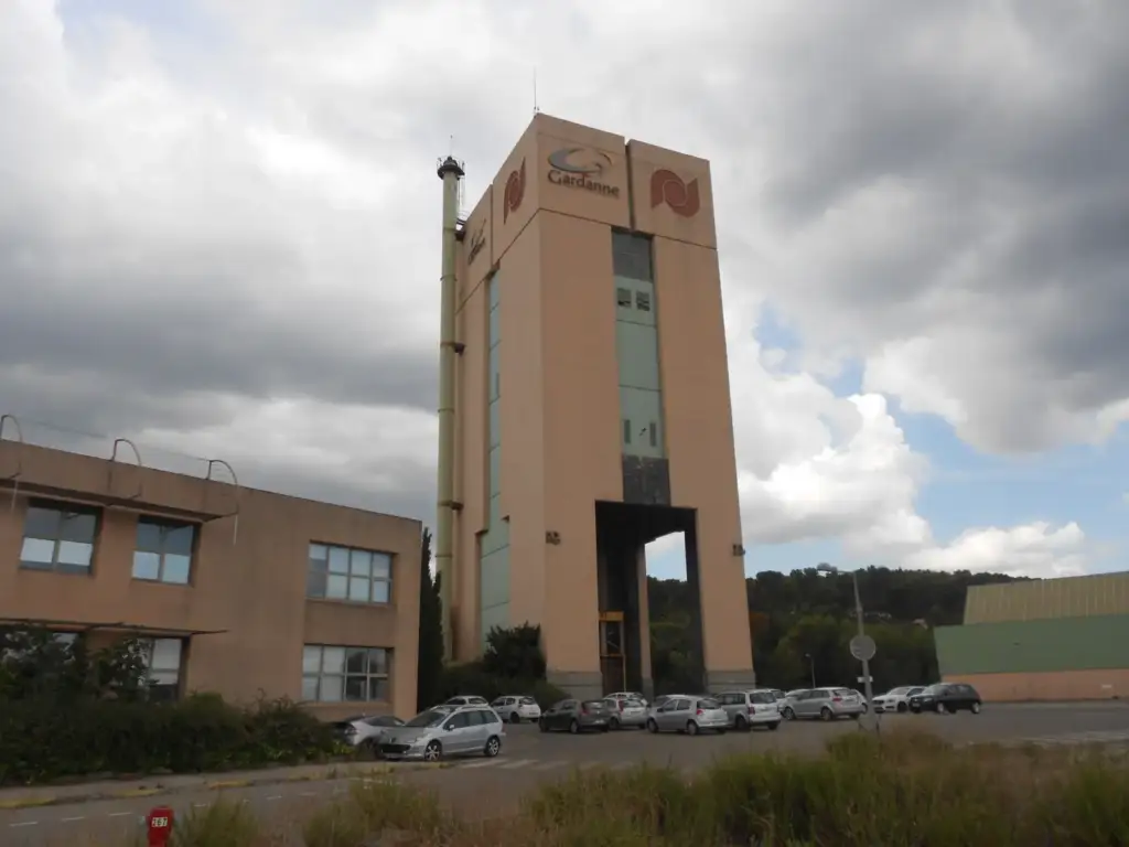 Exterior of the former Yvon Morandat mine site, now the Maison de l’Énergie venue.