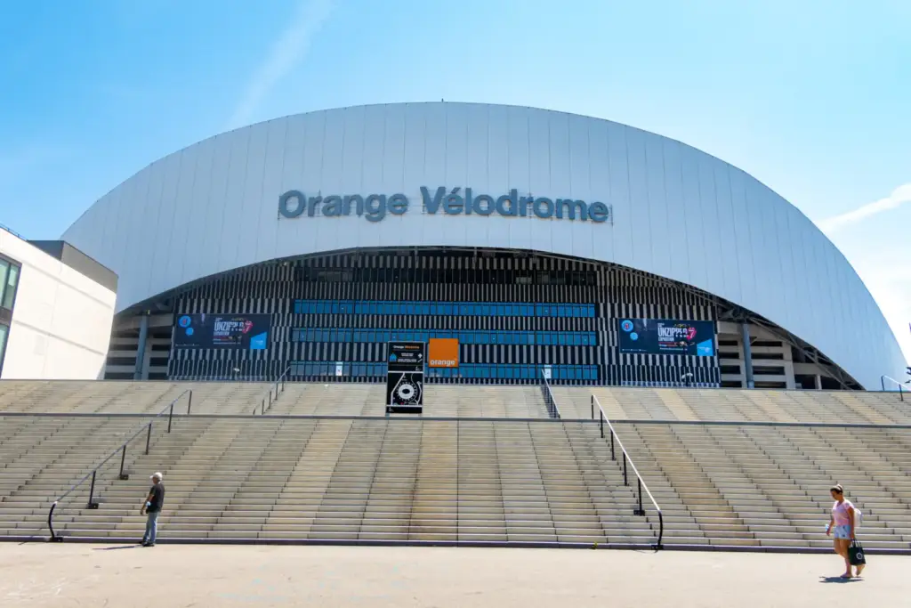Photo réelle : Orange Vélodrome