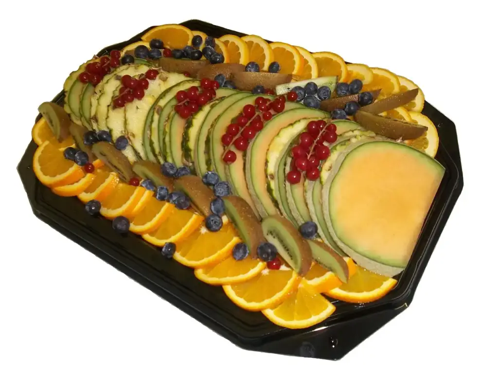 Buffet ou réception, photo d'illustration par Phoenixcatering, Wikimedia Commons CC BY-SA 3.0 – ne représente pas Cuisiner Créer Déguster