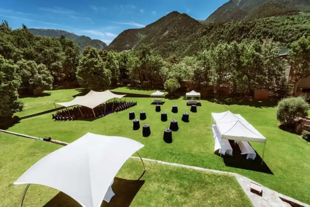 Jardí i tendals per a esdeveniments a Andorra Park Hotel